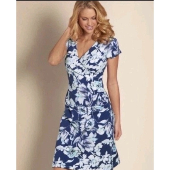 Soft Surroundings Dresses & Skirts - Soft Surroundings Blue Floral Shapely Anywhere Faux Wrap Dress Size Large Spring